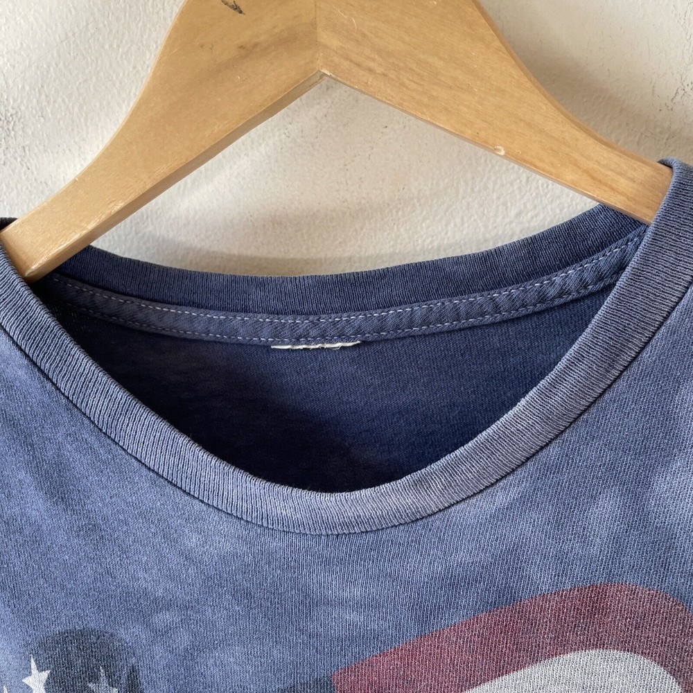 VTG 2001 The Mountain T Shirt Mens M Wolf American Flag  Graphic Short Sleeve - Picture 3 of 6